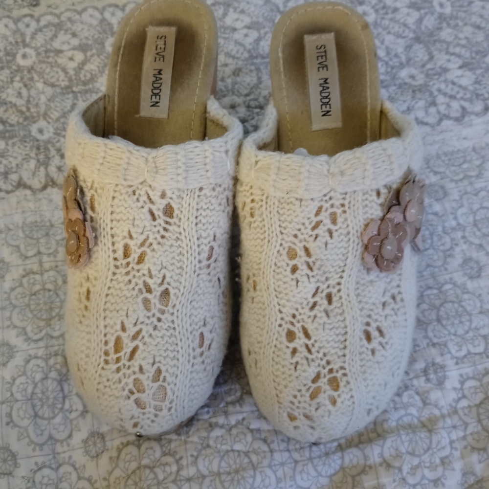 Steve Madden Cable Knit Clogs